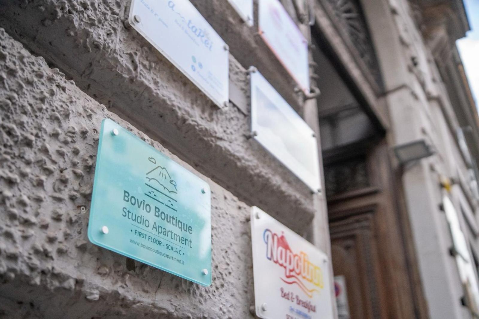 Bovio Boutique Studio Apartment 那不勒斯 外观 照片