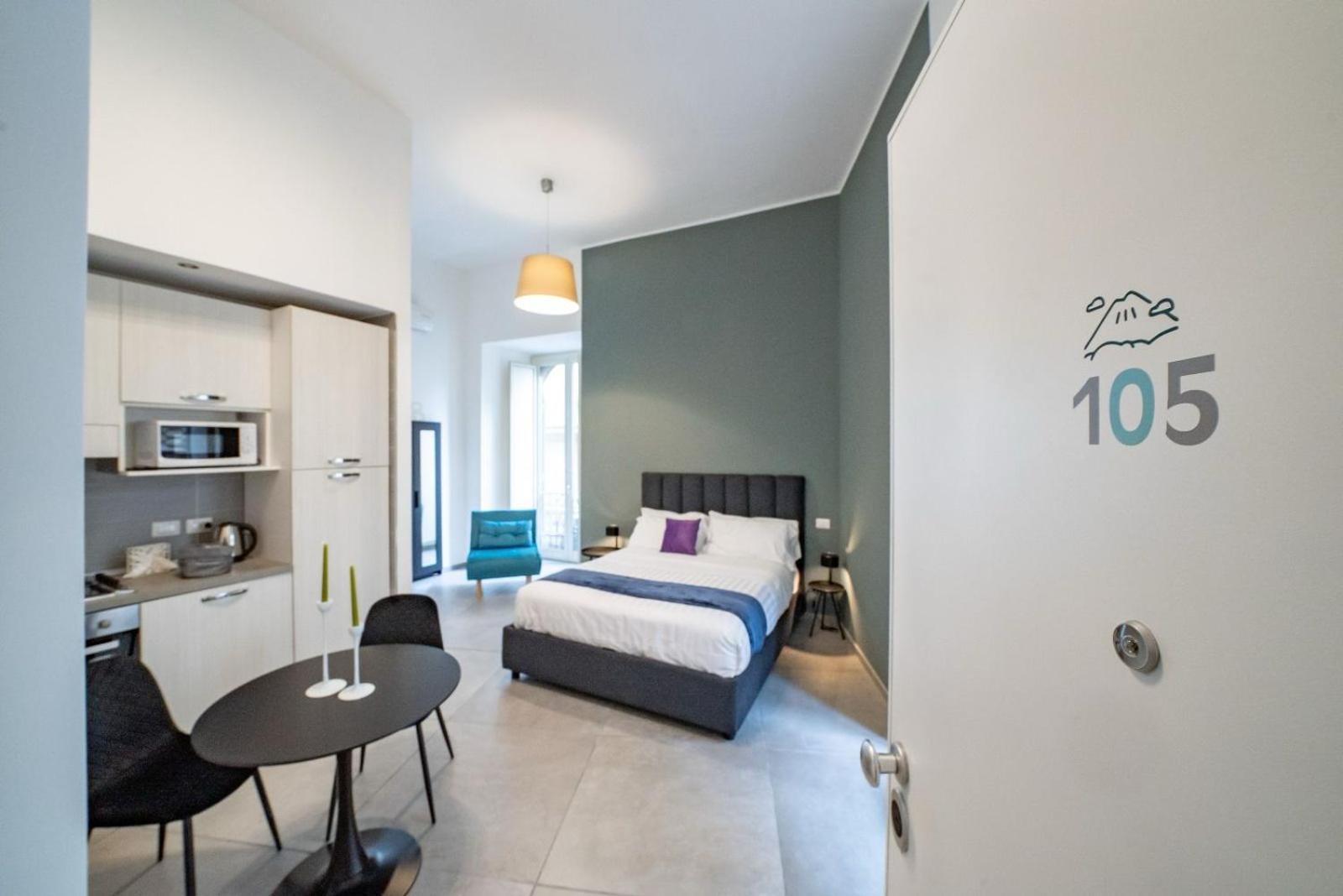 Bovio Boutique Studio Apartment 那不勒斯 客房 照片